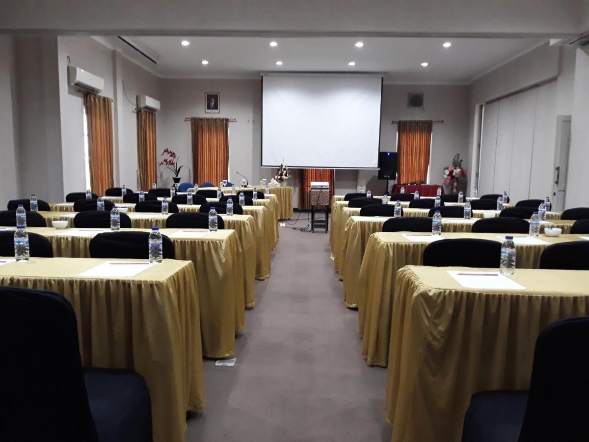 Country Heritage 3* Surabaya